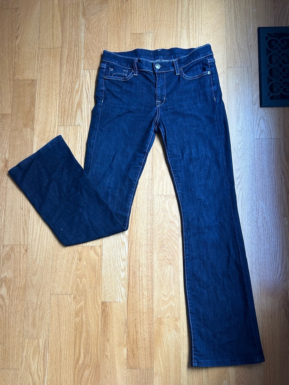 Fidelity 30 Belladonna Bootcut Mid-Rise Hemmed Dark Indigo Jeans Denim